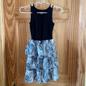 Children’s Place black & white dress (L 10/12)